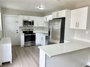 706 E Flora St in Tampa, FL - Building Photo - Building Photo