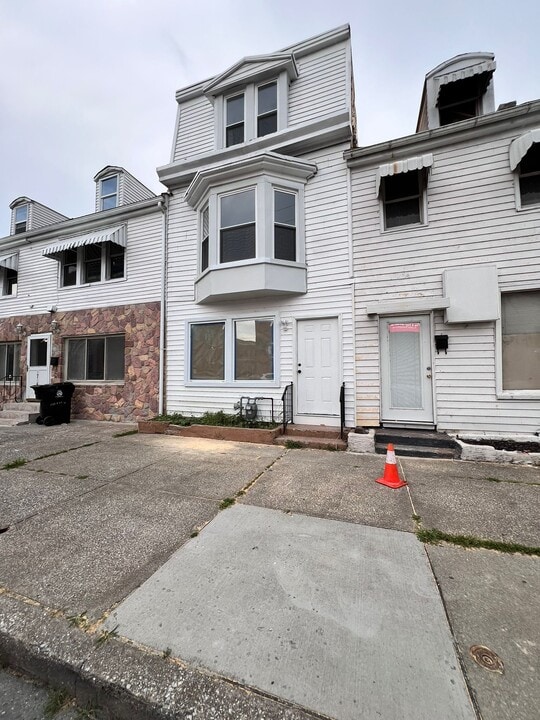 1720 N 6th St in Harrisburg, PA - Foto de edificio