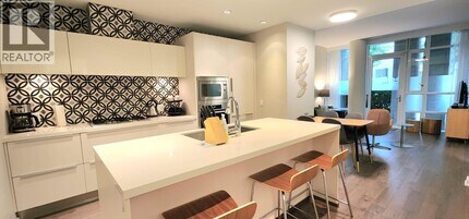 186 Athletes Way in Vancouver, BC - Building Photo - Building Photo