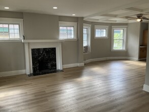 611 E Mitchell Ave in Cincinnati, OH - Building Photo - Building Photo