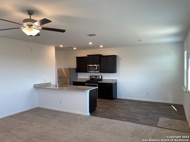 3955 Trail de Paris in New Braunfels, TX - Foto de edificio - Building Photo