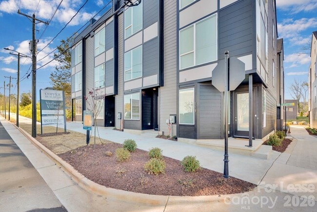 113 Verbena St in Charlotte, NC - Building Photo - Building Photo