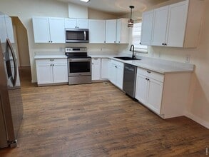 401 Gateway Ave in Fort Morgan, CO - Building Photo - Building Photo