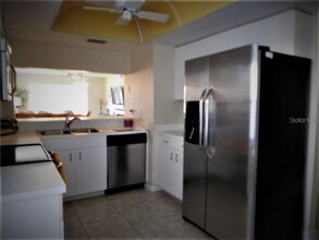 9320 Clubside Cir in Sarasota, FL - Building Photo - Building Photo