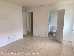 2935 SE 15th Pl in Cape Coral, FL - Building Photo - Building Photo