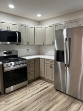 408 John St, Unit 408 in Frankfort, IN - Foto de edificio - Building Photo