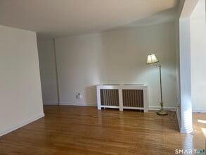 80 Grassy Plain St in Bethel, CT - Building Photo - Building Photo