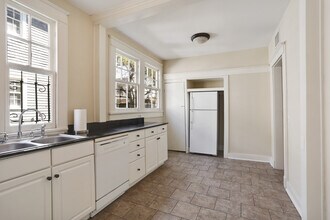 3711 State Street Dr in New Orleans, LA - Building Photo - Building Photo