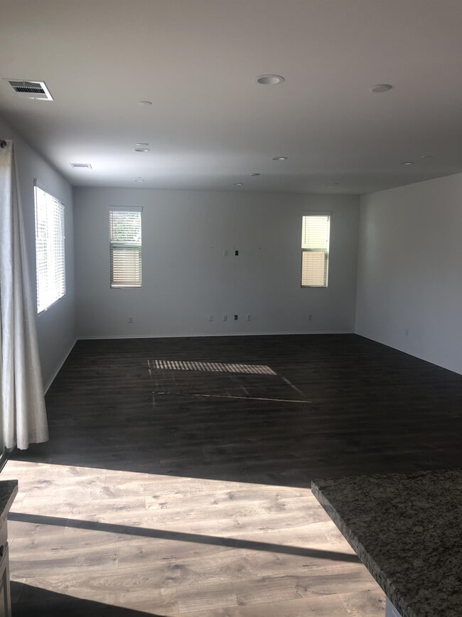 2837 Villa Catalonia Ct in Corona, CA - Building Photo - Building Photo