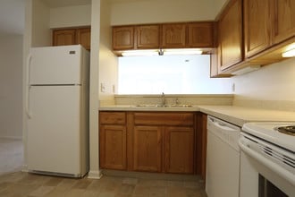 Silver Mill Apartments in Dover, DE - Building Photo - Interior Photo