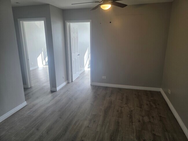 1930 S Cicero Ave in Cicero, IL - Building Photo - Building Photo