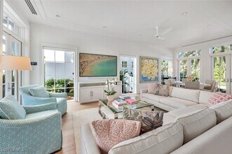 982 9th Ave S in Naples, FL - Building Photo - Building Photo