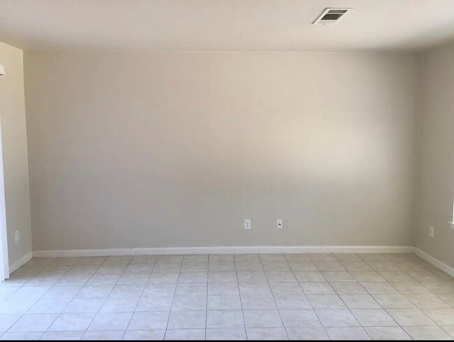 1900 Sandy Ct in Arlington, TX - Building Photo - Building Photo