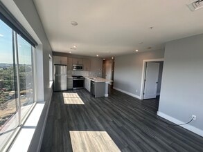55 W 5th St, Unit 501 in Boston, MA - Foto de edificio - Building Photo