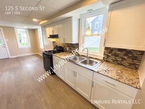 125 S Second St in Mount Wolf, PA - Building Photo - Building Photo