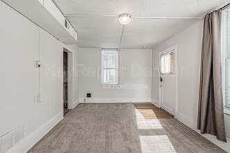 2033 1/2 Clayton Street in Denver, CO - Building Photo - Building Photo