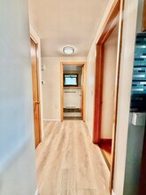 1814 E Main St in Louisville, OH - Foto de edificio - Building Photo