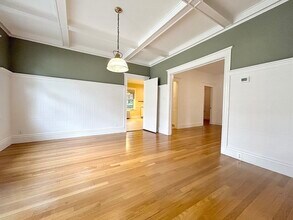 82 Stearns Rd in Brookline, MA - Building Photo - Building Photo