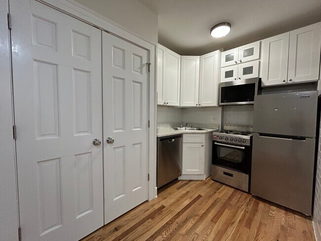 property at 4526 N Sheridan Rd