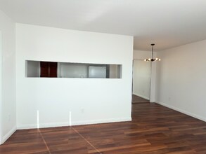 4953 Barstow St in Los Angeles, CA - Building Photo - Building Photo