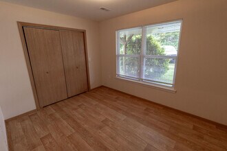 1540 Florence Dr in Fulton, MO - Building Photo - Building Photo