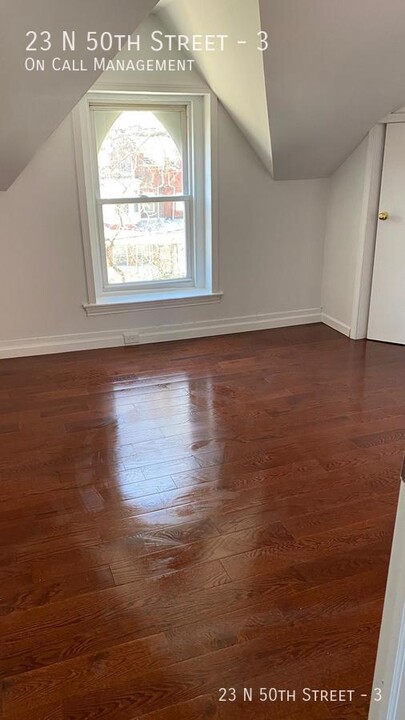 23 N 50th St, Unit 3 in Philadelphia, PA - Building Photo