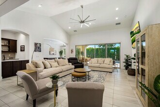 81805 Four Seasons Pl in La Quinta, CA - Foto de edificio - Building Photo