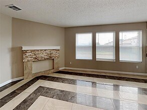 6054 Susanna Dr in Grand Prairie, TX - Building Photo - Building Photo