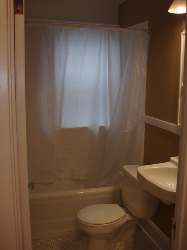 1301 1st St SW in Rochester, MN - Building Photo - Building Photo