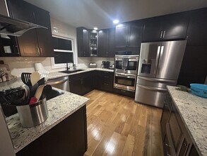 1555 Saint Joseph Cir in St. Joseph, MI - Building Photo - Building Photo