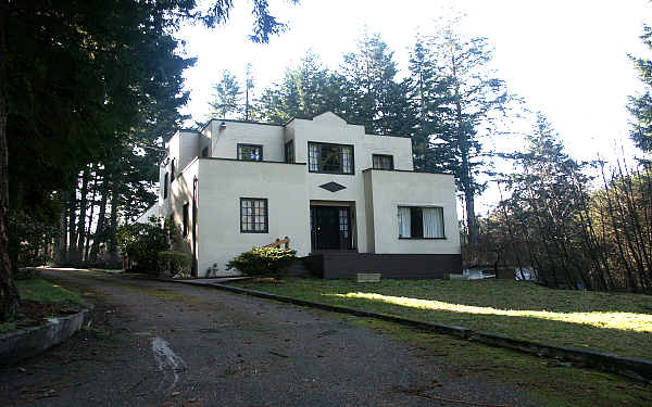 Lakeshore Apartments & Excess Land in Spanaway, WA - Building Photo