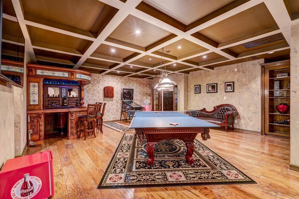 13703 Greenwood Ln S in Houston, TX - Building Photo