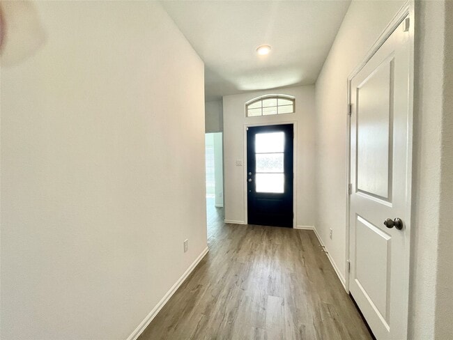 property at 5011 Viridian Forrest Dr