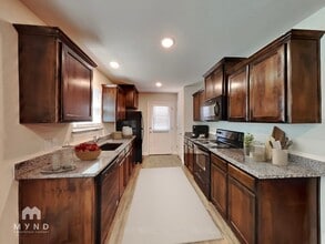 763 Rolling Terrace Cir in Granbury, TX - Building Photo - Building Photo