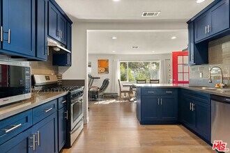 5325 9th Ave in Los Angeles, CA - Building Photo - Building Photo
