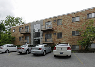 Clearpointe Woods in Cincinnati, OH - Building Photo - Building Photo