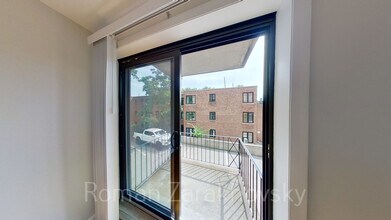 85 Sutherland Rd, Unit 25 in Boston, MA - Building Photo - Building Photo