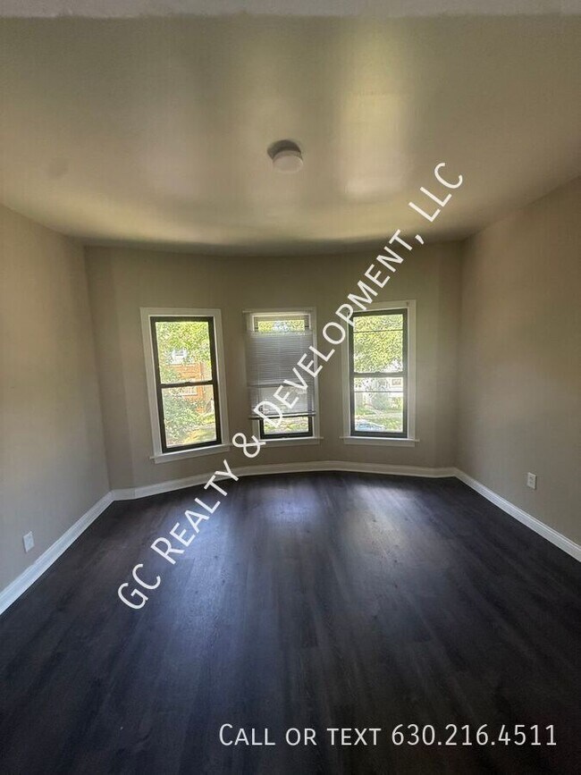 2835 W 38th Pl in Chicago, IL - Building Photo - Building Photo
