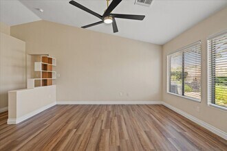 10004 Arbuckle Dr in Las Vegas, NV - Building Photo - Building Photo