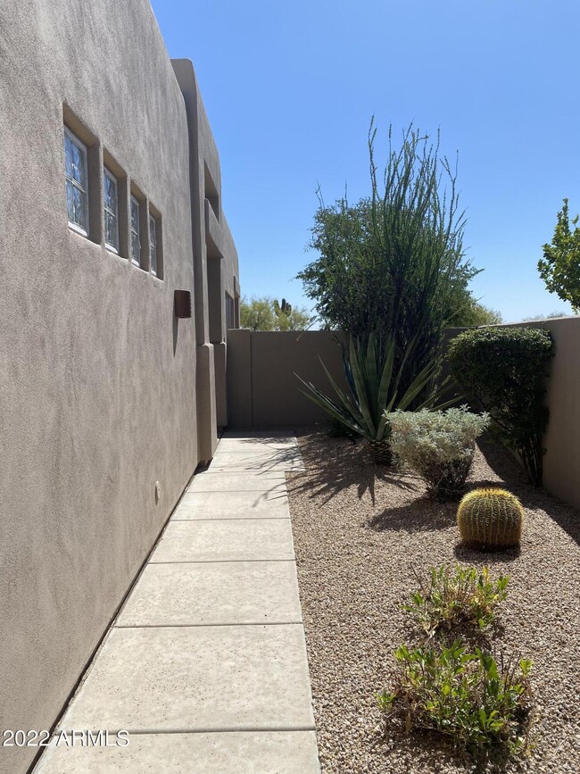 9547 E Raindance Trail in Scottsdale, AZ - Building Photo - Building Photo