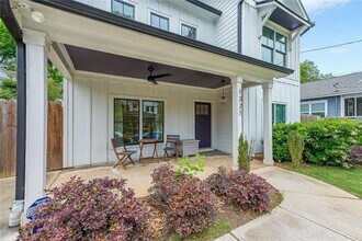 1321 Plaza Ave SW in Atlanta, GA - Building Photo - Building Photo