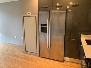 691 Massachusetts Ave, Unit 303 in Boston, MA - Building Photo - Building Photo