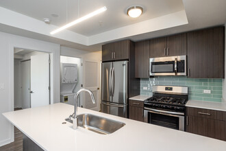 1325 N Wells Apartments in Chicago, IL - Building Photo - Interior Photo