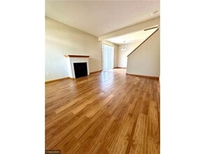 1844 Parkway Ave in Shakopee, MN - Building Photo - Building Photo