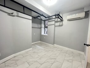 7 Bergen Ave, Unit G in Jersey City, NJ - Building Photo - Building Photo