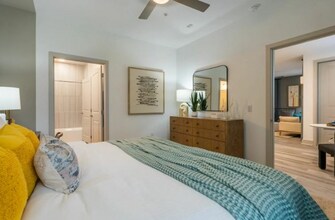 650 Sgt Ed Holcomb Blvd N-Unit -3008A in Conroe, TX - Foto de edificio - Building Photo