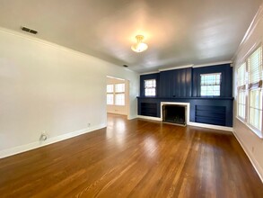 3200 Glenview Ave, Unit Glenview in Austin, TX - Building Photo - Building Photo