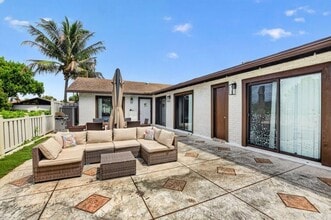 9903 Boca Gardens Trail in Boca Raton, FL - Building Photo - Building Photo