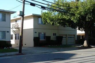 1249-1265 Oak Grove Ave in Burlingame, CA - Building Photo - Building Photo