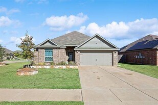 1544 Conley Ln in Crowley, TX - Building Photo